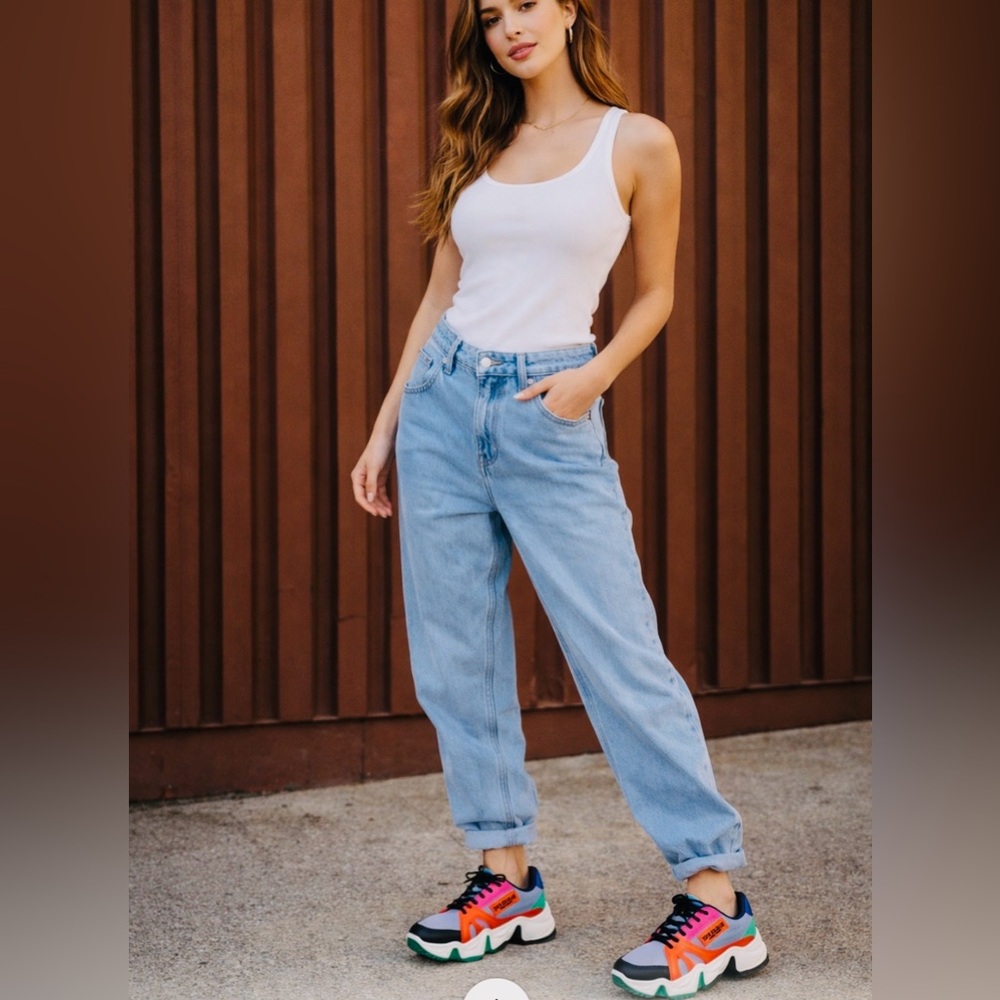 TRUE RELIGION Chunky Sneakers - Vibrant Color Block Design. Size 10. - Picture 2 of 11